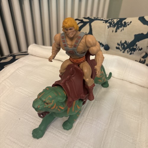 Figurine man battle cat - figurine,
